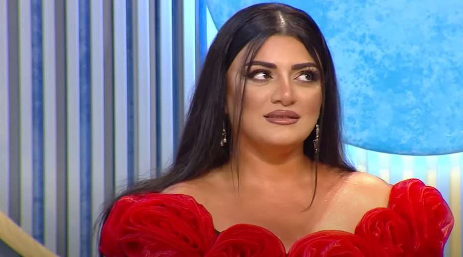 Azərbaycanlı müğənni 1 milyona bağ evi TİKDİRİB? - VİDEO Azərbaycanlı müğənni 1 milyona bağ evi TİKDİRİB? - VİDEO