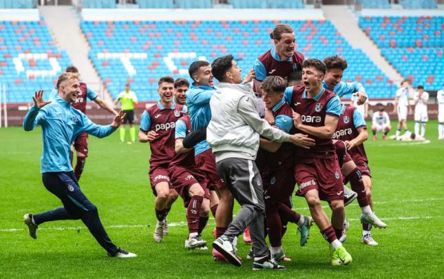 "Trabzonspor" UEFA Gənclər Liqasının finalına YÜKSƏLDİ "Trabzonspor" UEFA Gənclər Liqasının finalına YÜKSƏLDİ