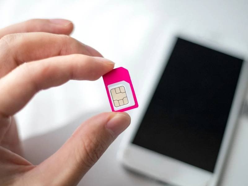 Azərbaycanda 36 minə mobil telefon nömrələri hərraca çıxarılır – FOTO Azərbaycanda 36 minə mobil telefon nömrələri hərraca çıxarılır – FOTO