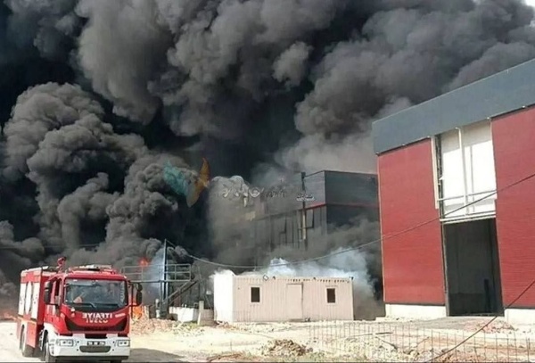 İranda NÖVBƏTİ PARTLAYIŞ: Barıt fabrikində yanğın başladı İranda NÖVBƏTİ PARTLAYIŞ: Barıt fabrikində yanğın başladı