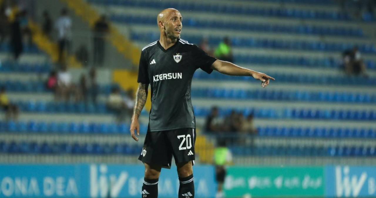 Almeyda Braziliyada “Qarabağ” üçün futbolçu AXTARIR