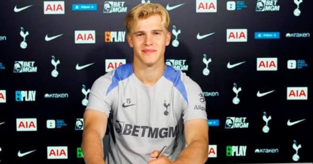 "Tottenhem"də yeni müqavilə