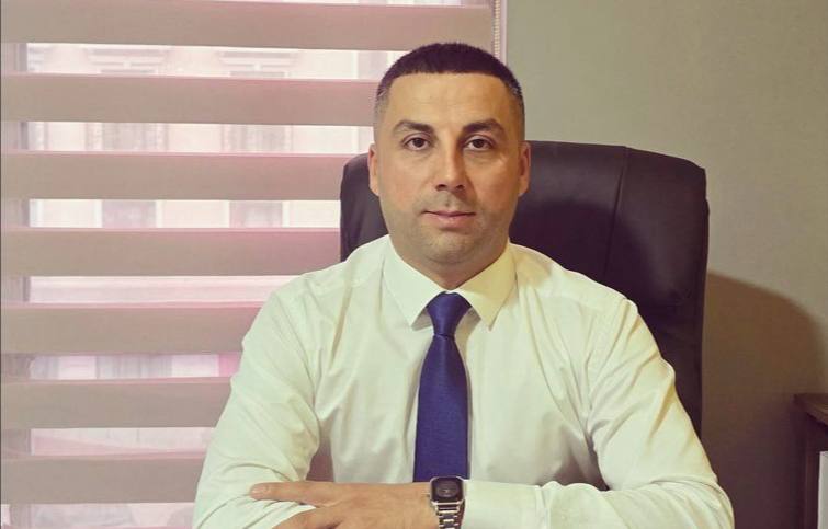 "Bu sərəncam peşəkar jurnalistikaya xidmət edən şəxslərin əməyininin qiymətləndirilməsinə kömək edəcək" - Əli Vəliyev