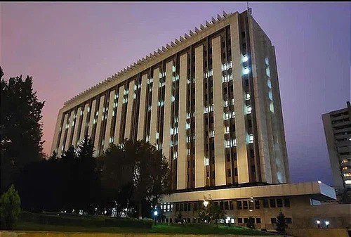 Bu universitet 49 vəzifəyə işçi axtarır - SİYAHI