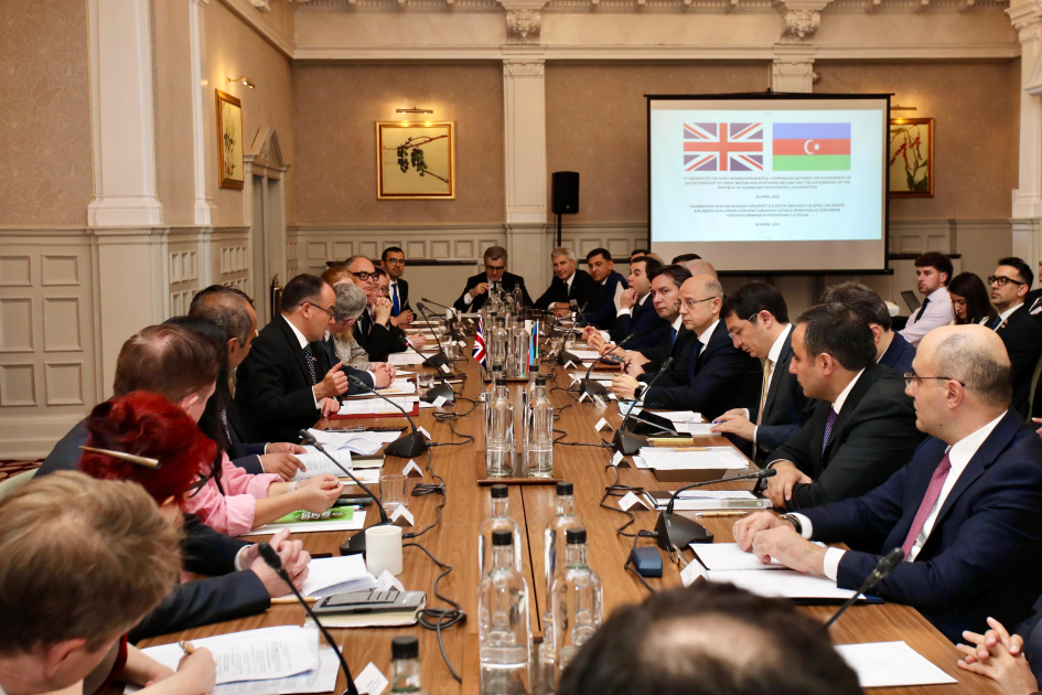 Azərbaycan-Böyük Britaniya Hökumətlərarası Komissiyanın 7-ci iclası KEÇİRİLDİ - FOTO