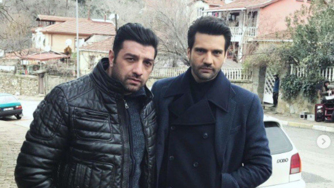 Kənan “Yarqı”nın aktyoru ilə illər əvvəl – FOTO Kənan “Yarqı”nın aktyoru ilə illər əvvəl – FOTO