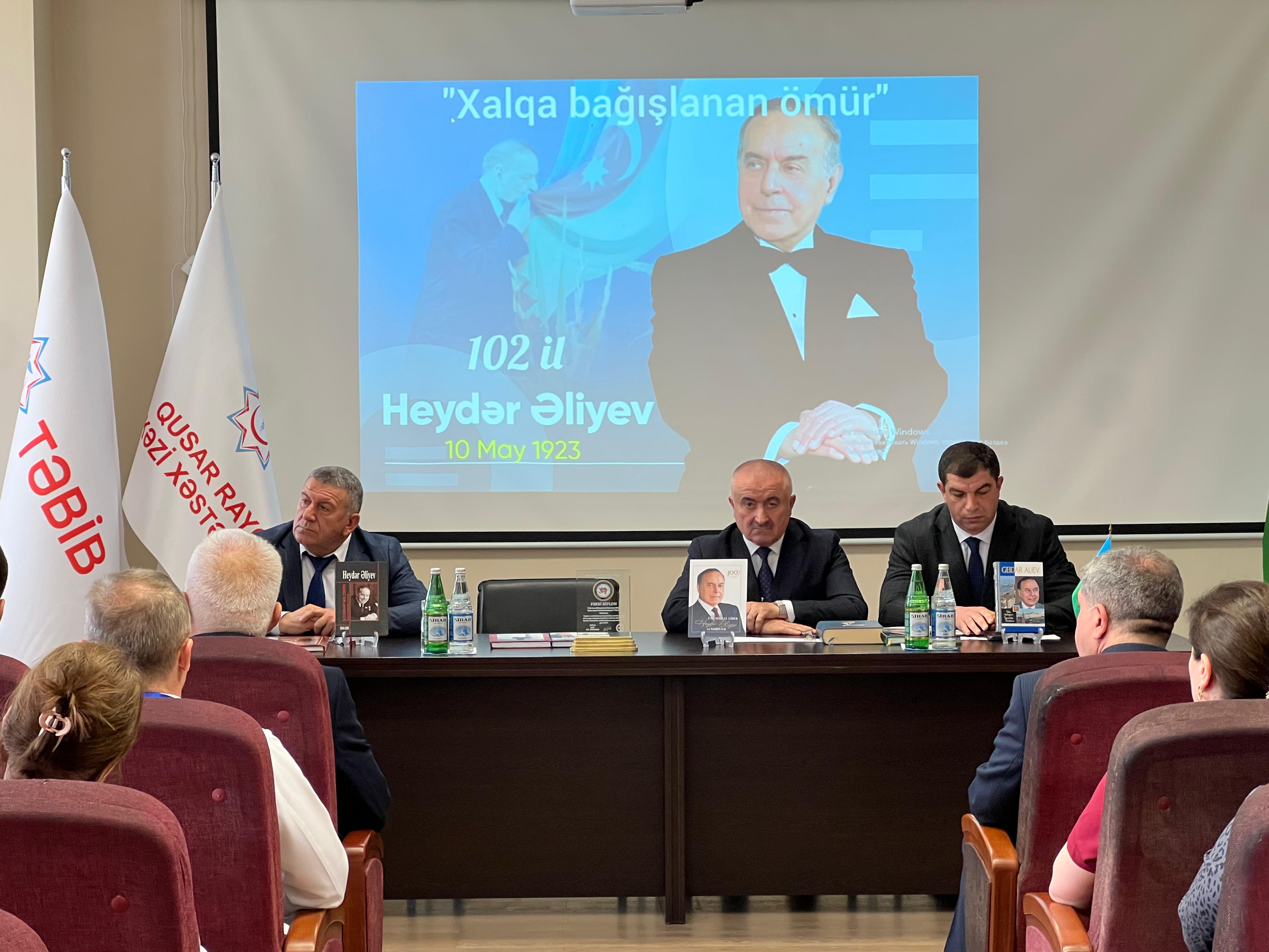 Qusarda Heydər Əliyevin anadan olmasının 102 illiyinə həsr olunmuş “Xalqa bağışlanan ömür” adlı tədbir keçirildi - FOTO