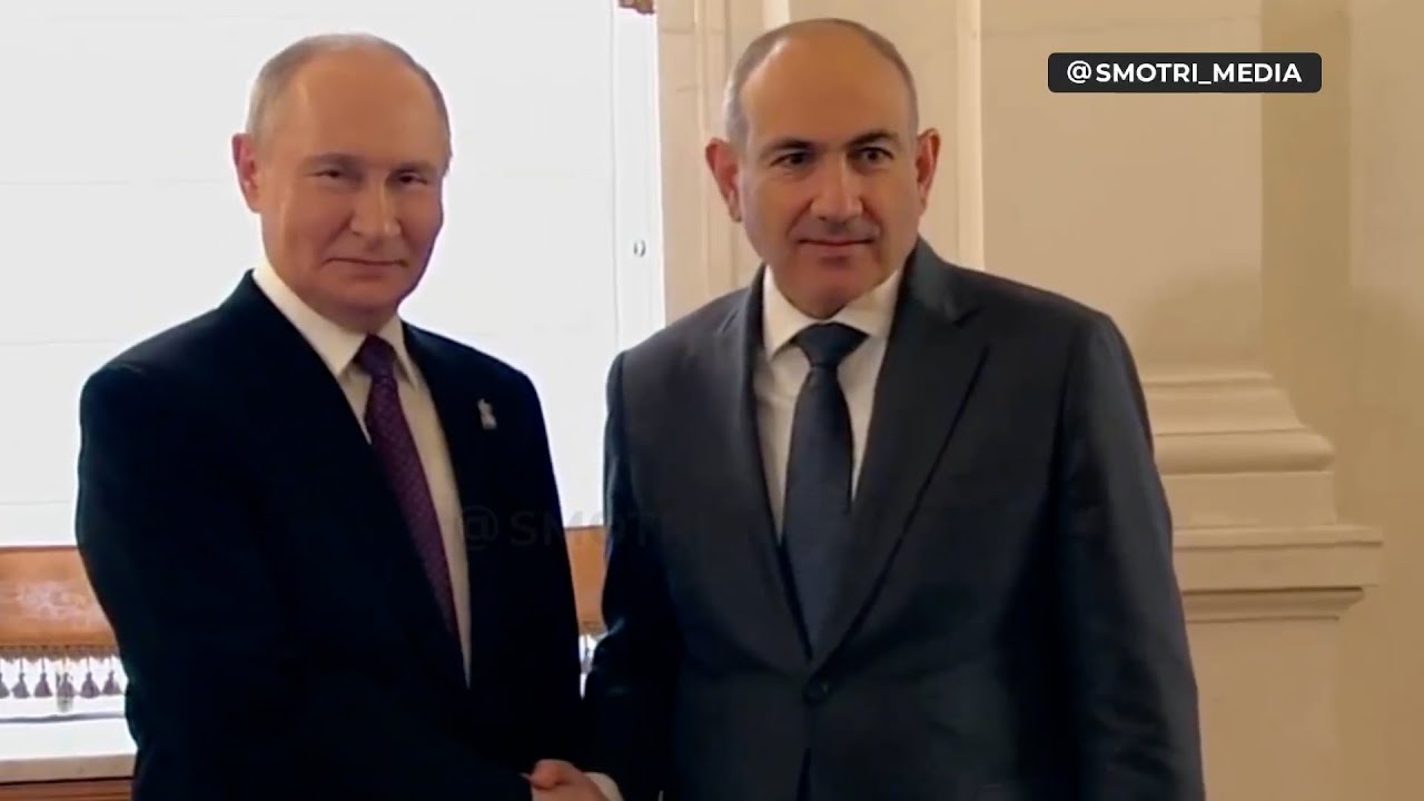 Putin Paşinyanı Kremldə qarşıladı - VİDEO Putin Paşinyanı Kremldə qarşıladı - VİDEO