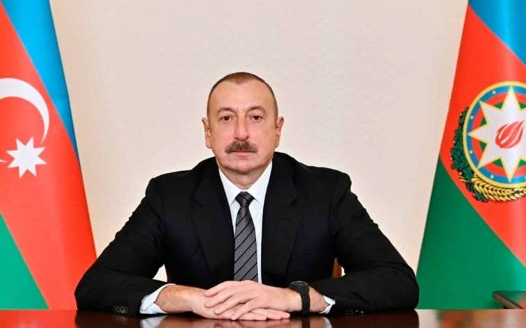 İlham Əliyev Faşizm üzərində Qələbə Günü münasibətilə paylaşım edib - FOTO İlham Əliyev Faşizm üzərində Qələbə Günü münasibətilə paylaşım edib - FOTO