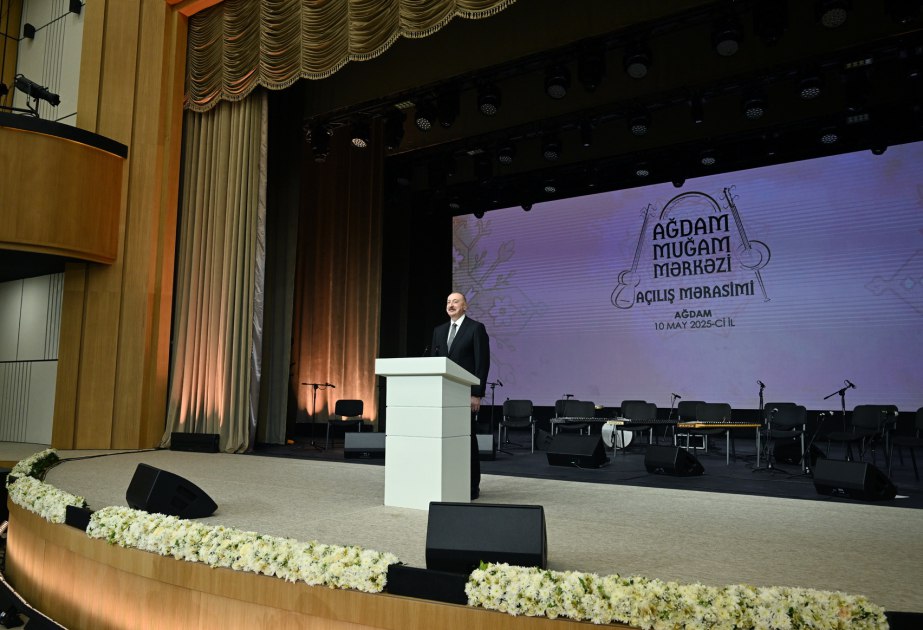 Prezident: “Azad olunmuş bölgələrə səfər edən xarici qonaqlar təəccübünü gizlədə bilmirlər” - VİDEO Prezident: “Azad olunmuş bölgələrə səfər edən xarici qonaqlar təəccübünü gizlədə bilmirlər” - VİDEO