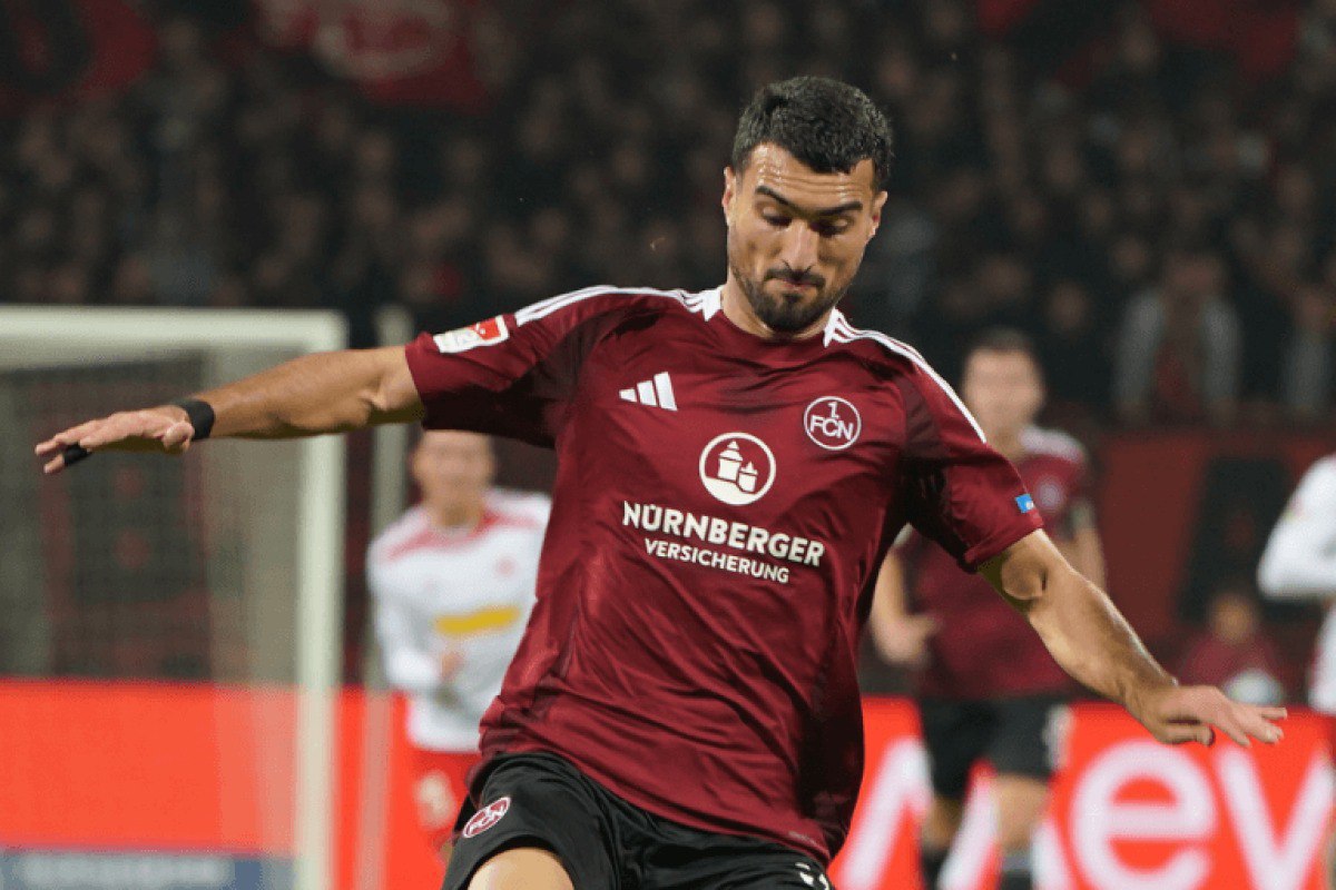 Emreli Bundesliqanın bu klubuna keçəcək? Emreli Bundesliqanın bu klubuna keçəcək?