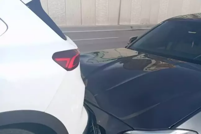 “TOGG” ilə “BMW” toqquşdu – Nəticə sosial mediada maraqla qarşılandı – FOTO “TOGG” ilə “BMW” toqquşdu – Nəticə sosial mediada maraqla qarşılandı – FOTO