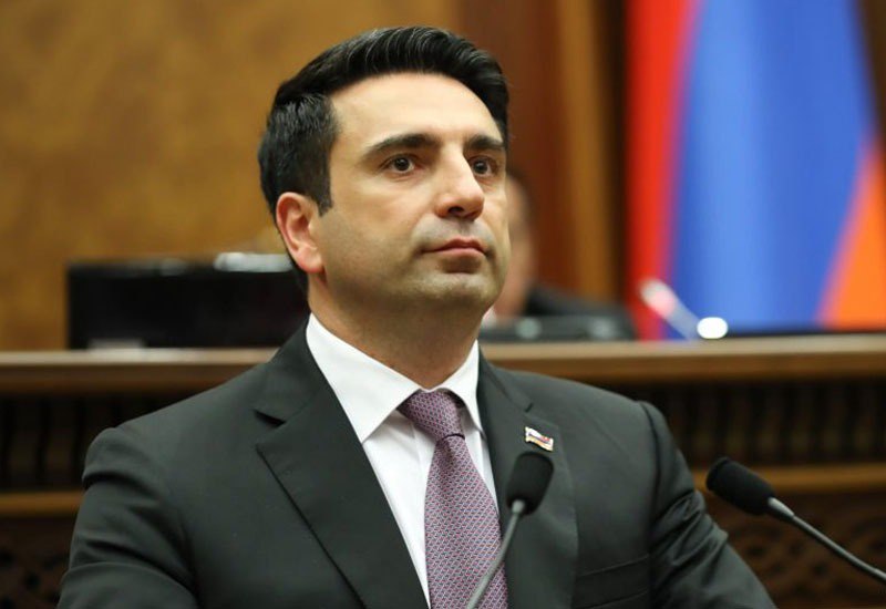 Simonyan Ermənistanın kapitulyasiyası ilə bağlı detalları açıqladı: “Düşünürdüm ki, gedib kiminsə ayağına yıxılacağam” – VİDEO Simonyan Ermənistanın kapitulyasiyası ilə bağlı detalları açıqladı: “Düşünürdüm ki, gedib kiminsə ayağına yıxılacağam” – VİDEO