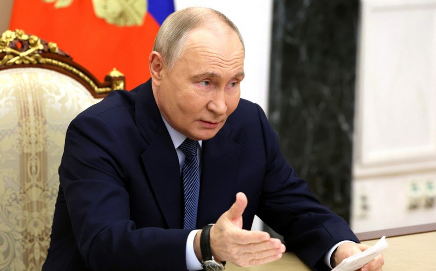 Putin: “Malayziyanın baş naziri tapmacaya əsl müsəlman kimi cavab verdi” - VİDEO