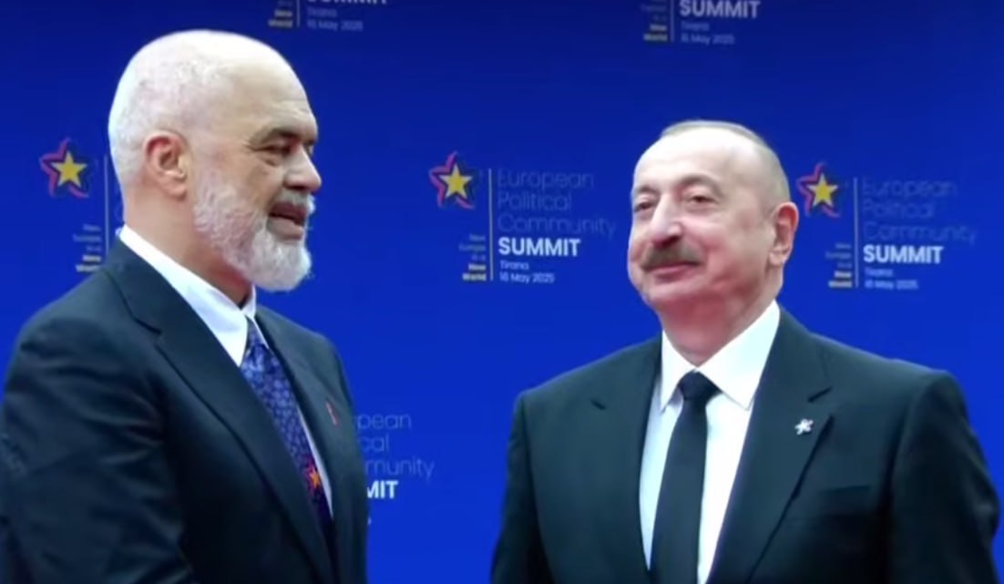 İlham Əliyev Tiranada belə qarşılandı – VİDEO İlham Əliyev Tiranada belə qarşılandı – VİDEO