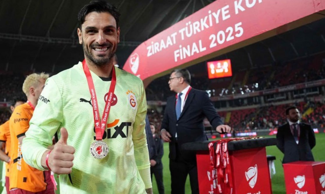 “Qalatasaray” qapıçısı ilə bağlı QƏRAR VERDİ