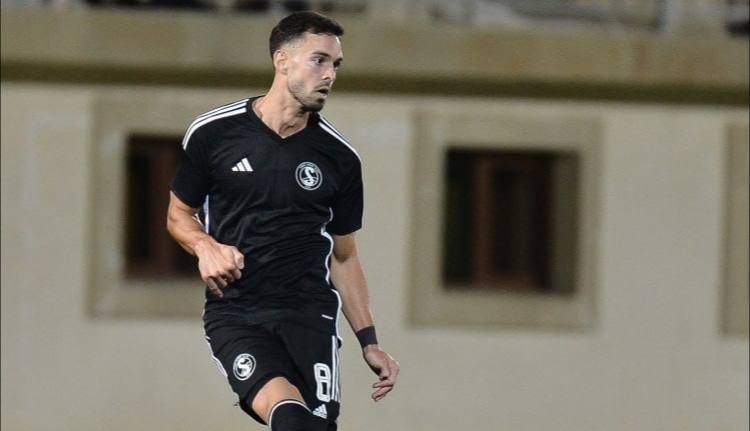 “Səbail”in futbolçusu iki klubdan təklif alıb
