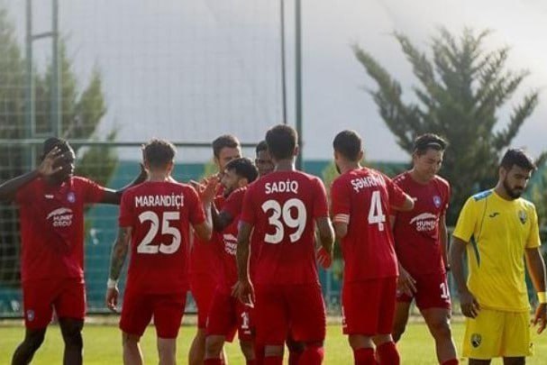 “Turan Tovuz” bu iki futbolçu ilə yollarını AYIRDI “Turan Tovuz” bu iki futbolçu ilə yollarını AYIRDI