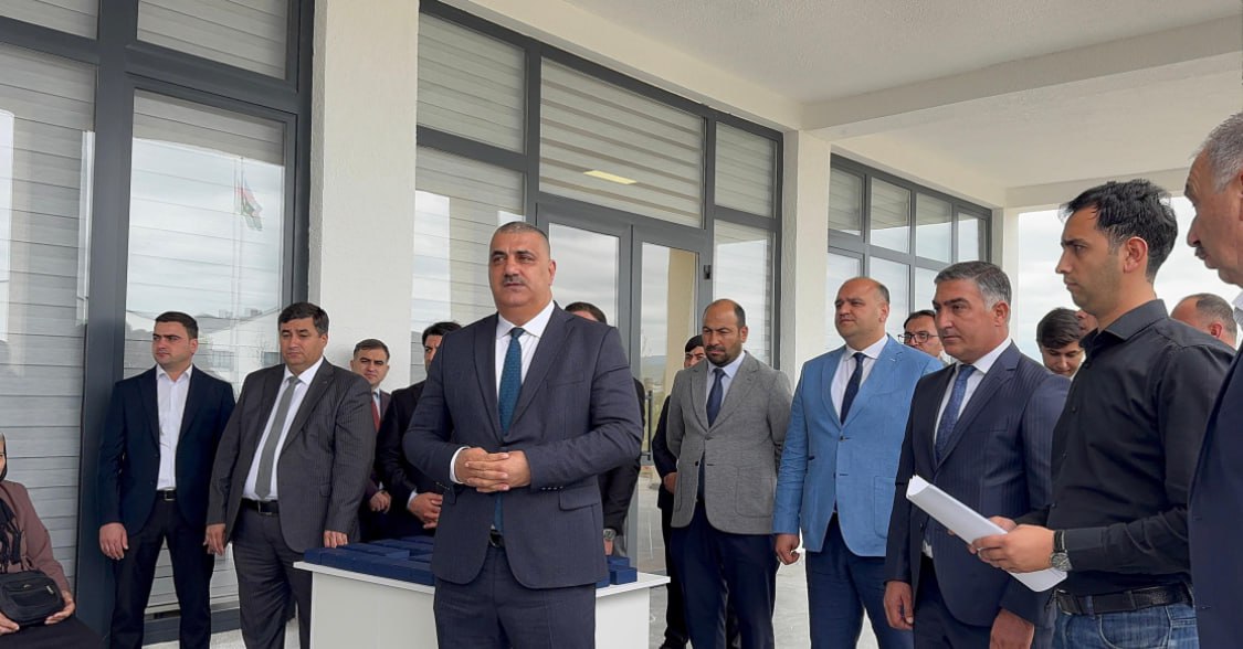 Kəngərlidə daha 50 ailəyə evlərinin açarları təqdim edildi - FOTO Kəngərlidə daha 50 ailəyə evlərinin açarları təqdim edildi - FOTO