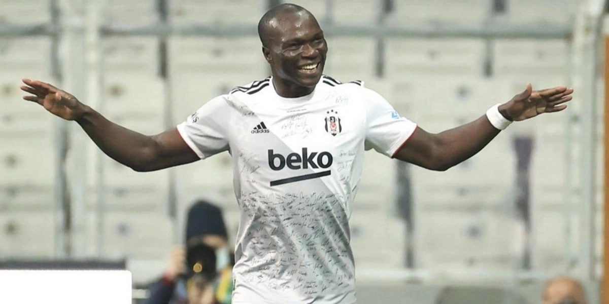 Abubakar “Qarabağ”a keçidin BİR ADDIMLIĞINDA