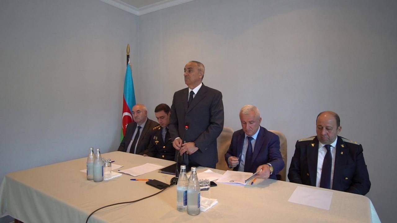 Sakinlər Yuxarı Ləgər kəndinin problemlərini dilə gətirdilər - FOTO