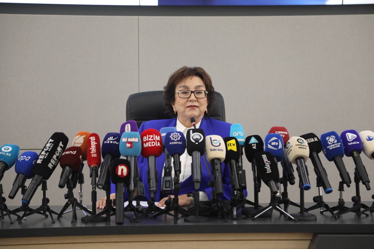 Məleykə Abbaszadədən təhsil ekspertlərinə TƏNQİD – “Onların da neçə bal yığdığını bilirik” Məleykə Abbaszadədən təhsil ekspertlərinə TƏNQİD – “Onların da neçə bal yığdığını bilirik”