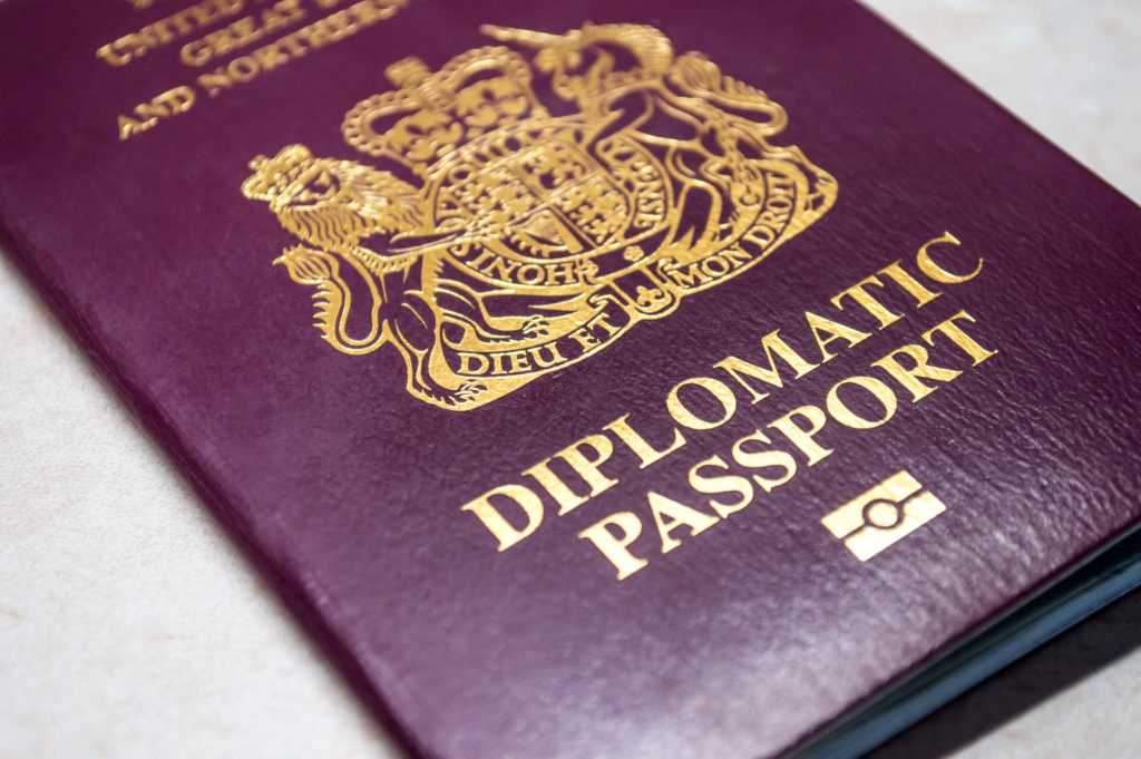 Bu şəxslərə diplomatik PASPORT VERİLƏCƏK Bu şəxslərə diplomatik PASPORT VERİLƏCƏK