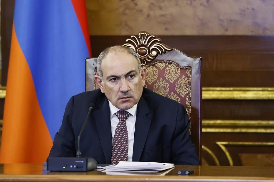 Paşinyan: “Avropa Siyasi Birliyi" sammitinin 2028-ci ildə Azərbaycanda keçirilməsini alqışlayıram” Paşinyan: “Avropa Siyasi Birliyi" sammitinin 2028-ci ildə Azərbaycanda keçirilməsini alqışlayıram”