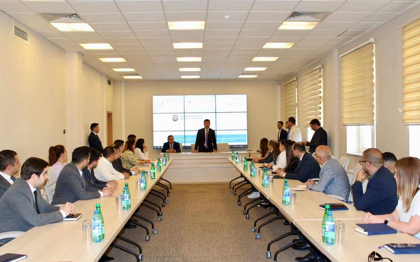 Dövlət borcu üzrə hesabatlılığı təmin edən elektron modul təqdim edildi - FOTO Dövlət borcu üzrə hesabatlılığı təmin edən elektron modul təqdim edildi - FOTO