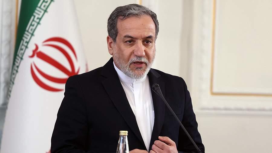 Əraqçi: “Oman ABŞ-İran razılaşması yolunda maneələrin aradan qaldırılması üçün mexanizmlər təklif edib” Əraqçi: “Oman ABŞ-İran razılaşması yolunda maneələrin aradan qaldırılması üçün mexanizmlər təklif edib”