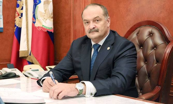 Ukrayna məhkəməsindən Dağıstan lideri barəsində 8 il HƏBS CƏZASI