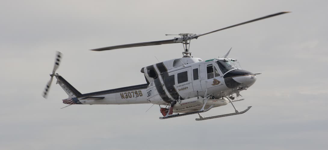Polislərə məxsus helikopter qəzaya uğradı, ölənlər var - VİDEO Polislərə məxsus helikopter qəzaya uğradı, ölənlər var - VİDEO
