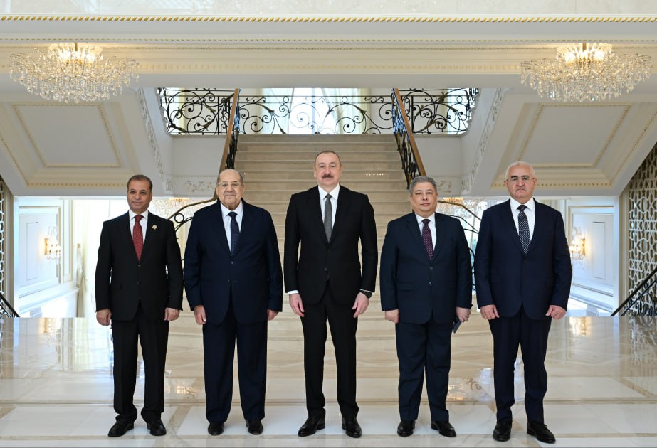 İlham Əliyev Misir Senatının sədri ilə GÖRÜŞDÜ - FOTO