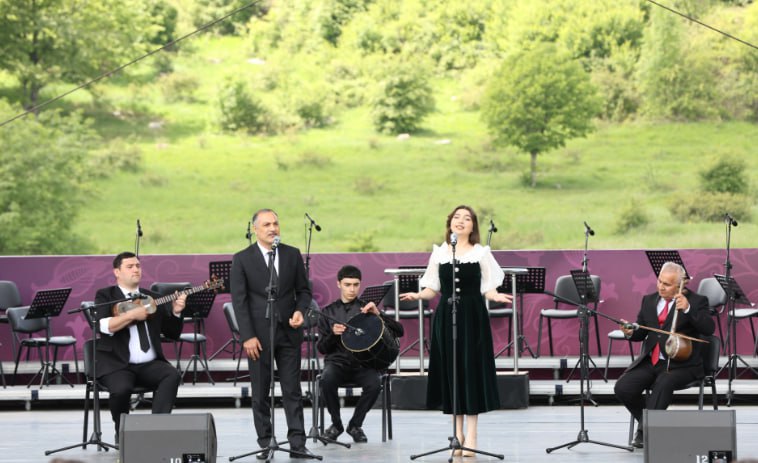 Şuşada “Xarıbülbül” Beynəlxalq Musiqi Festivalı davam edir - FOTO