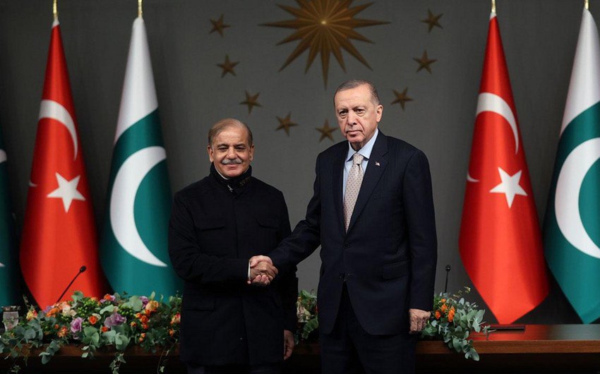 Pakistan Baş naziri Türkiyədədir - Ərdoğanla görüşəcək Pakistan Baş naziri Türkiyədədir - Ərdoğanla görüşəcək