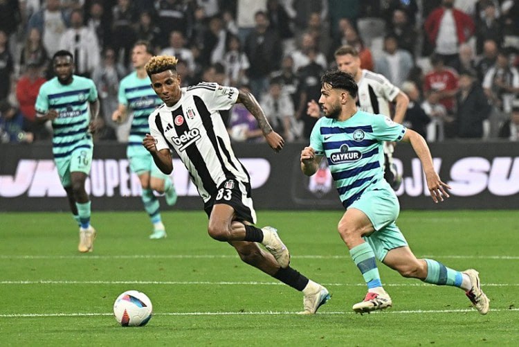 “Beşiktaş” mövsümü məğlubiyyətlə başa vurdu - VİDEO “Beşiktaş” mövsümü məğlubiyyətlə başa vurdu - VİDEO