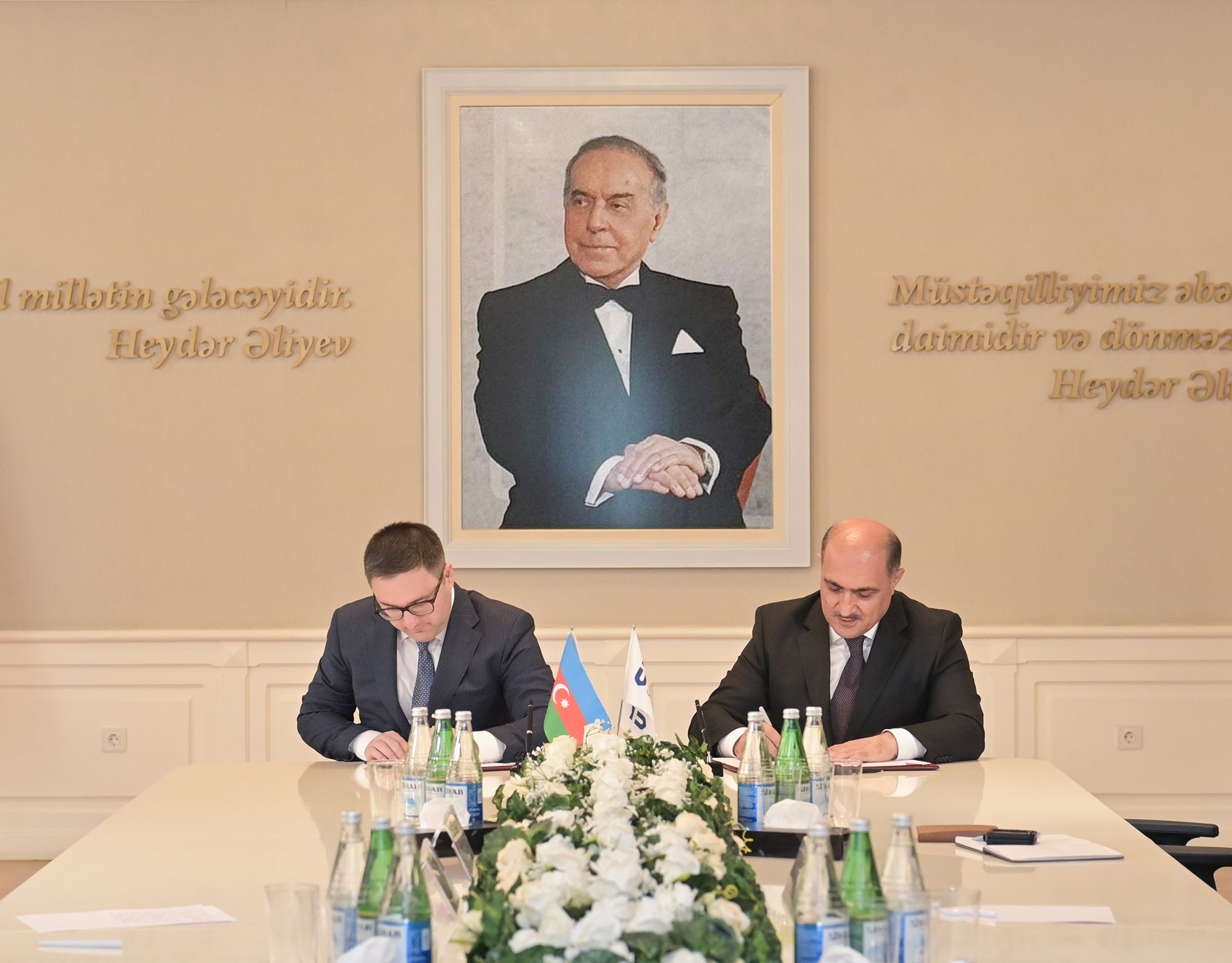 İki nazirlik arasında memorandum imzalandı – FOTO