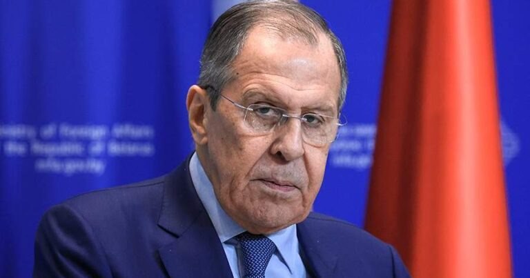Lavrov: "Biz Ukraynadan fərqli olaraq yalnız hərbi hədəfləri vururuq" - VİDEO Lavrov: "Biz Ukraynadan fərqli olaraq yalnız hərbi hədəfləri vururuq" - VİDEO