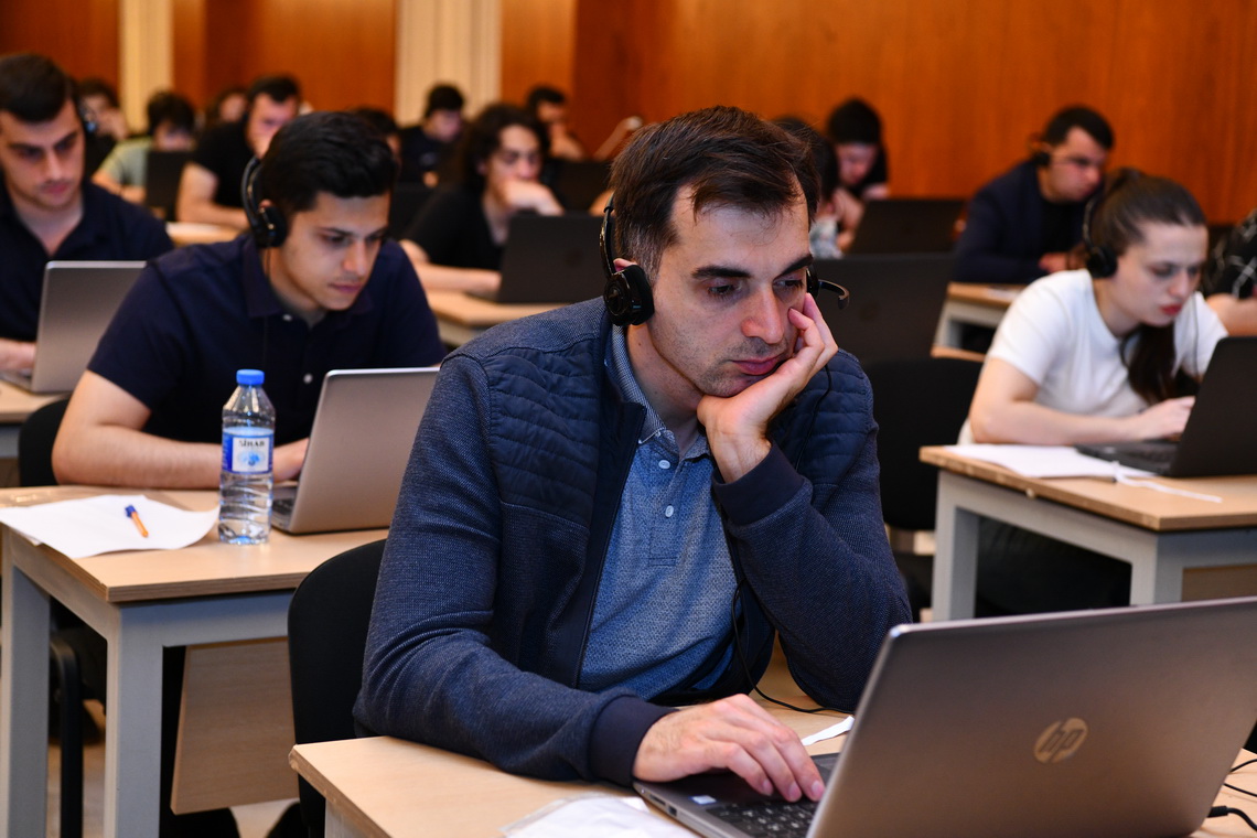 ADNSU-da doktorantura səviyyəsində xarici dil üzrə sınaq imtahanında 23 ali təhsil müəssisəsinin məzunları iştirak edib – FOTO ADNSU-da doktorantura səviyyəsində xarici dil üzrə sınaq imtahanında 23 ali təhsil müəssisəsinin məzunları iştirak edib – FOTO