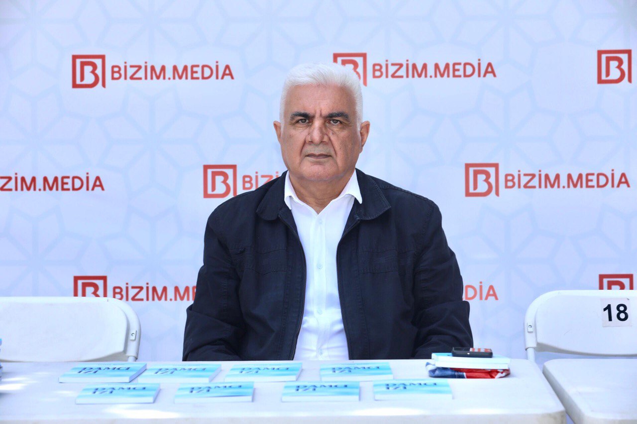 Təvəkkül Goruslunun yeni kitabının imza günü keçirildi - FOTO