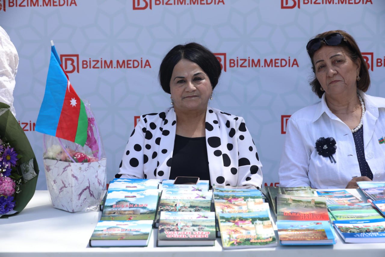 Sevda Səfərlinin oxucularla görüşü keçirildi – FOTO Sevda Səfərlinin oxucularla görüşü keçirildi – FOTO