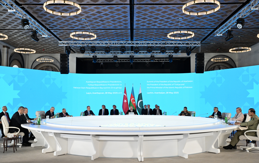 Laçında liderlərin tarixi zirvə görüşü –FOTO/VİDEO