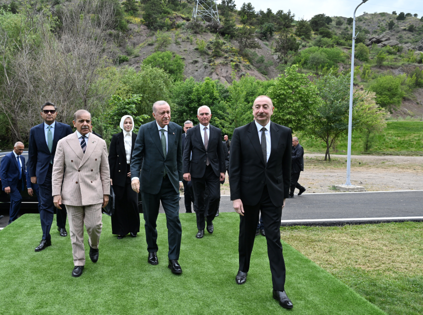 Liderlər Laçında Müstəqillik Gününə həsr edilən KONSERTDƏ – FOTO/VİDEO
