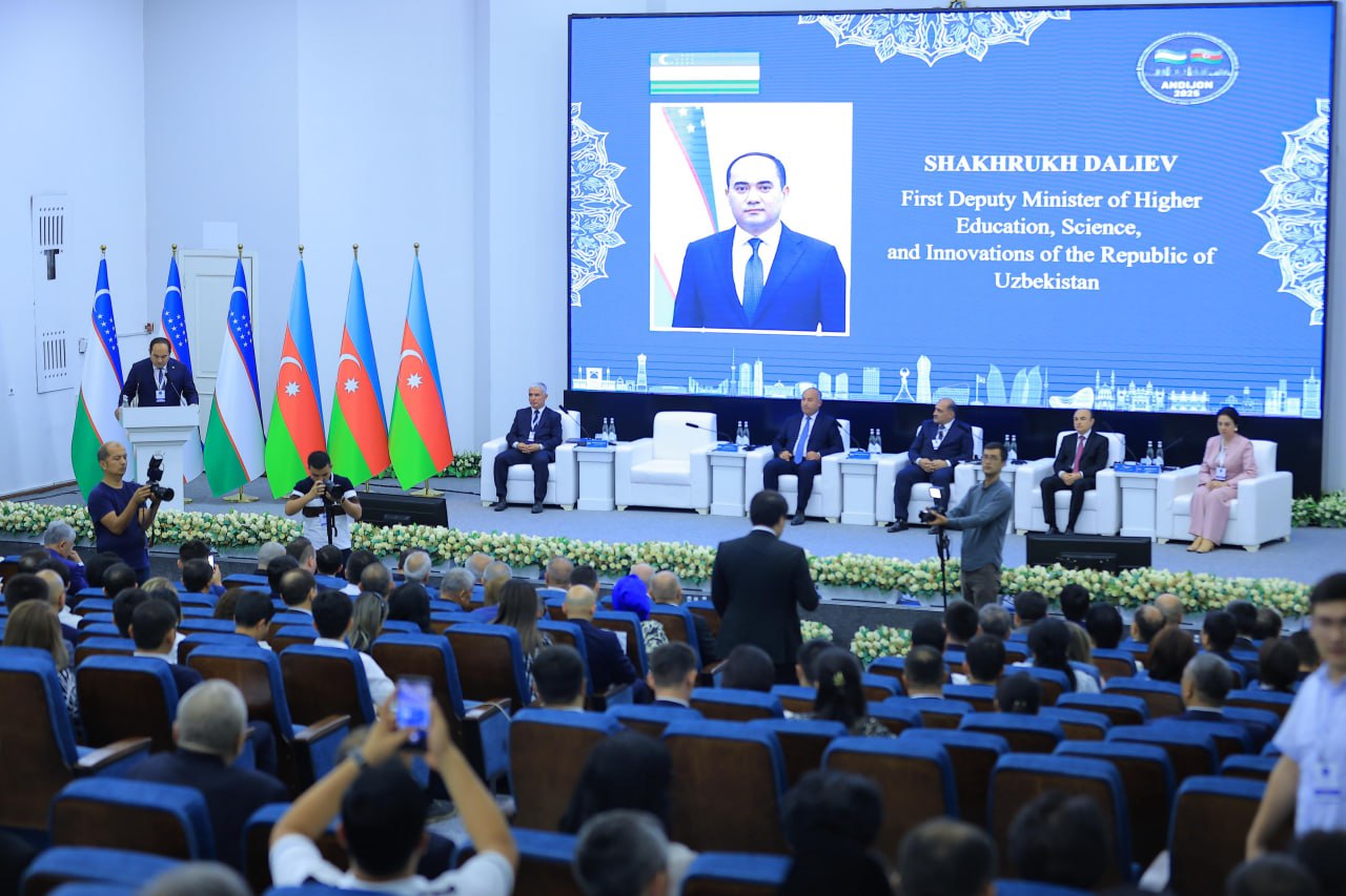 Azərbaycanla Özbəkistan arasında Birinci Rektorlar Forumu KEÇİRİLİB – FOTO