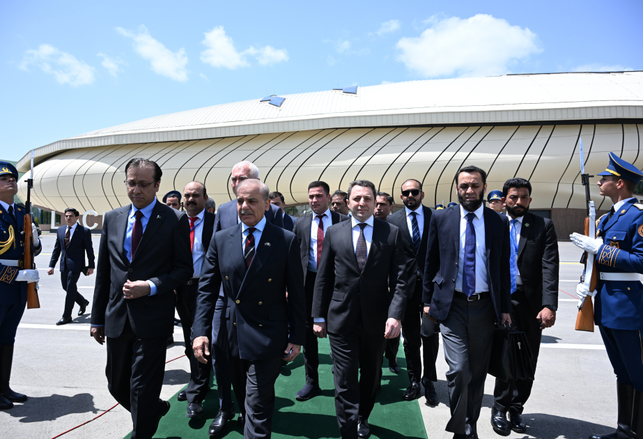 Şahbaz Şərifin Azərbaycana səfəri BAŞA ÇATDI Şahbaz Şərifin Azərbaycana səfəri BAŞA ÇATDI