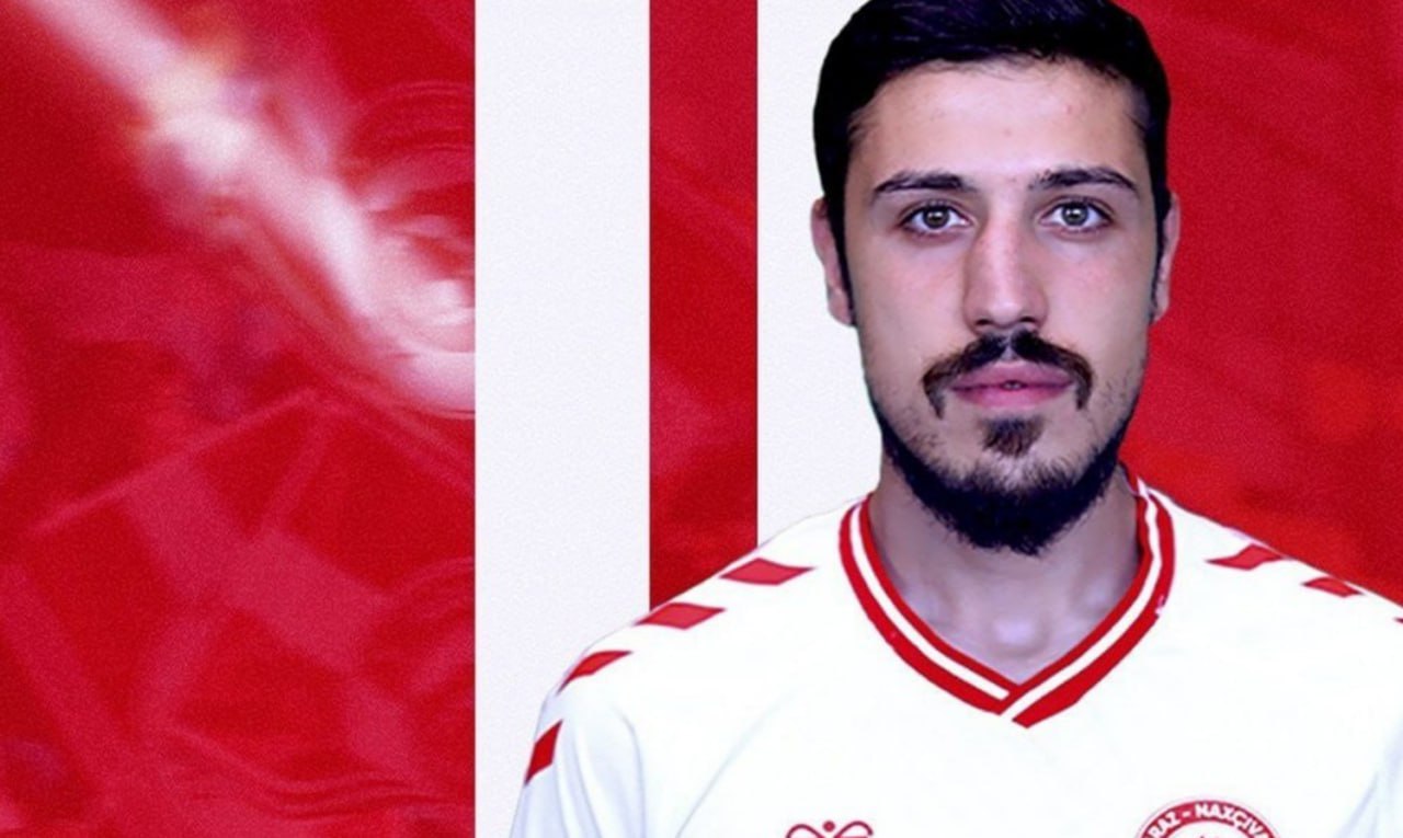 “Araz Naxçıvan” daha bir futbolçu ilə müqaviləni UZATDI “Araz Naxçıvan” daha bir futbolçu ilə müqaviləni UZATDI