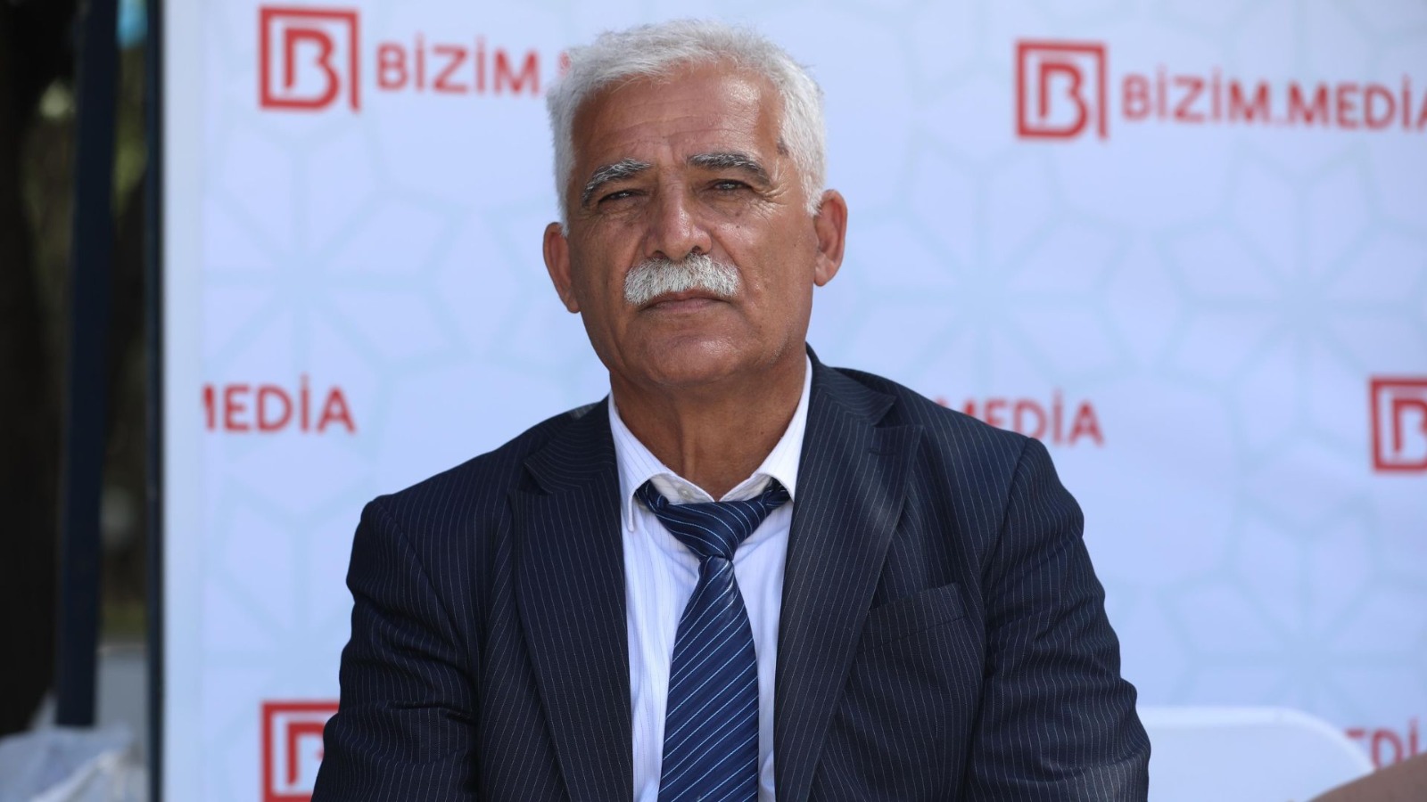 Əlövsət Tahirlinin kitabları maraqla qarşılandı – FOTO