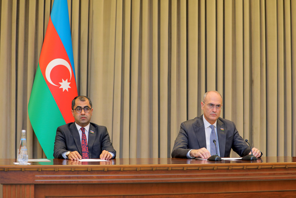Ali Məclisin yaz sessiyası BAŞA ÇATDI - FOTO Ali Məclisin yaz sessiyası BAŞA ÇATDI - FOTO