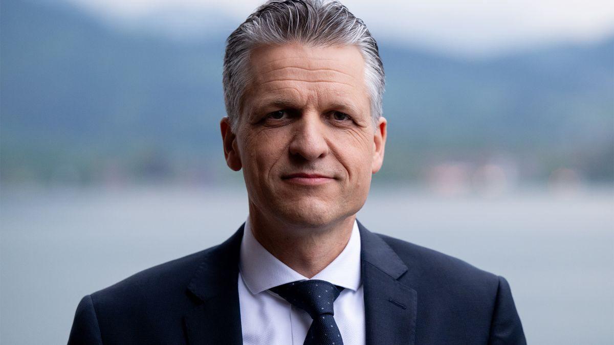 “Ukraynanın yenidən qurulması üçün dondurulmuş Rusiya aktivləri müsadirə edilməlidir” “Ukraynanın yenidən qurulması üçün dondurulmuş Rusiya aktivləri müsadirə edilməlidir”