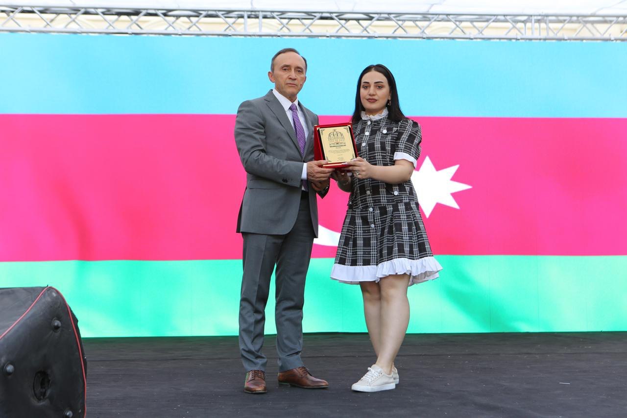 "Bizim.Media" IV Türk Dünyası Ədəbiyyat və Kitab Festivalında mükafata LAYİQ GÖRÜLDÜ - FOTO
